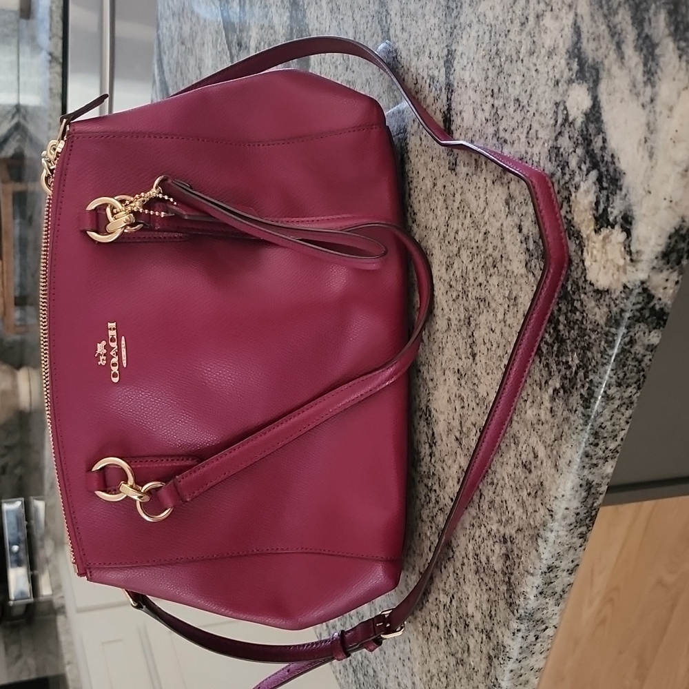 COACH CHRISTIE CARRYALL IN CROSSGRAIN LEATHER (F36637) DAHILA AUTHENTIC.